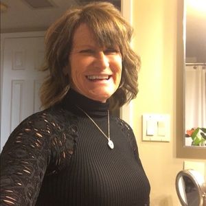 Meet your Posher, Greer